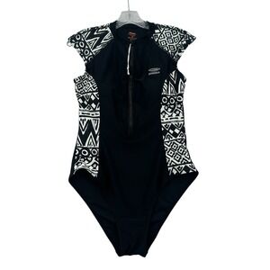 Axesea Womens Black White Tribal Print Half Zip Rash Guard One Piece Swimsuit 10